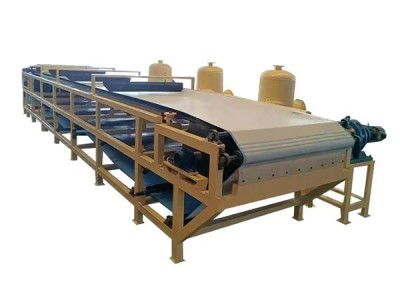 כיצד עובד מסנן חגורה מעופפת?